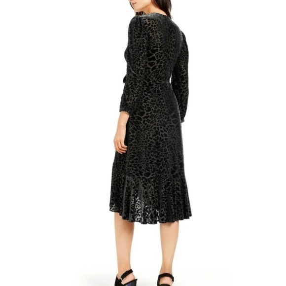 Calvin‎ Klein BLACK Burn Out Velvet Fit & Flare Surplice Dress size 4 New! - Picture 3 of 11